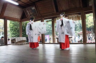 豊栄舞｜平尾八幡宮奉納秋祭り｜ひらぐらフェスティバル