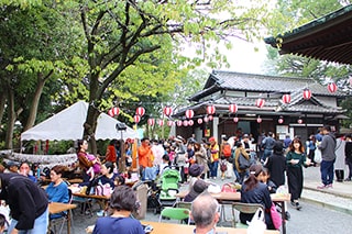 飲食コーナー｜平尾八幡宮奉納秋祭り｜ひらぐらフェスティバル