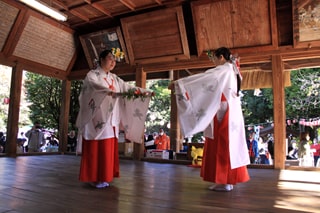 安全祈願｜豊栄舞｜平尾八幡宮奉納秋祭り｜ひらぐらフェスティバル