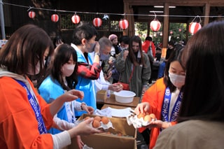 タマゴつかみ取り｜みかんつかみ取り｜平尾八幡宮奉納秋祭り｜ひらぐらフェスティバル